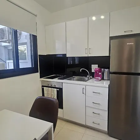 Kallisto Old Town Апартаменти *